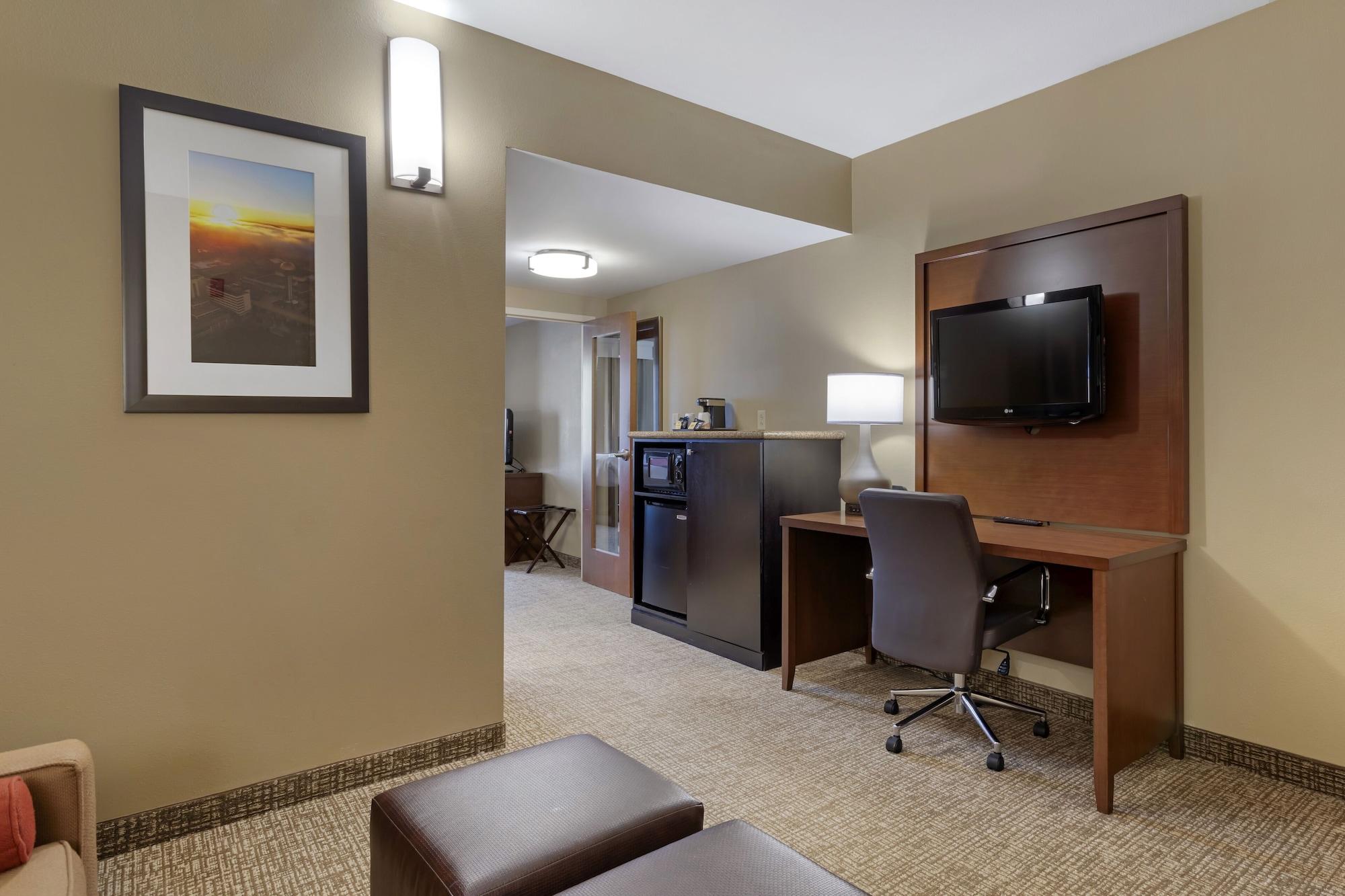 Comfort Suites North Ноксвилл Экстерьер фото